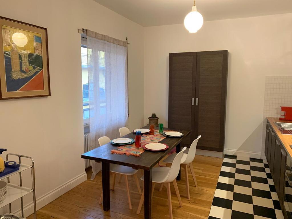 דירות טרני Casa Mentana מראה חיצוני תמונה